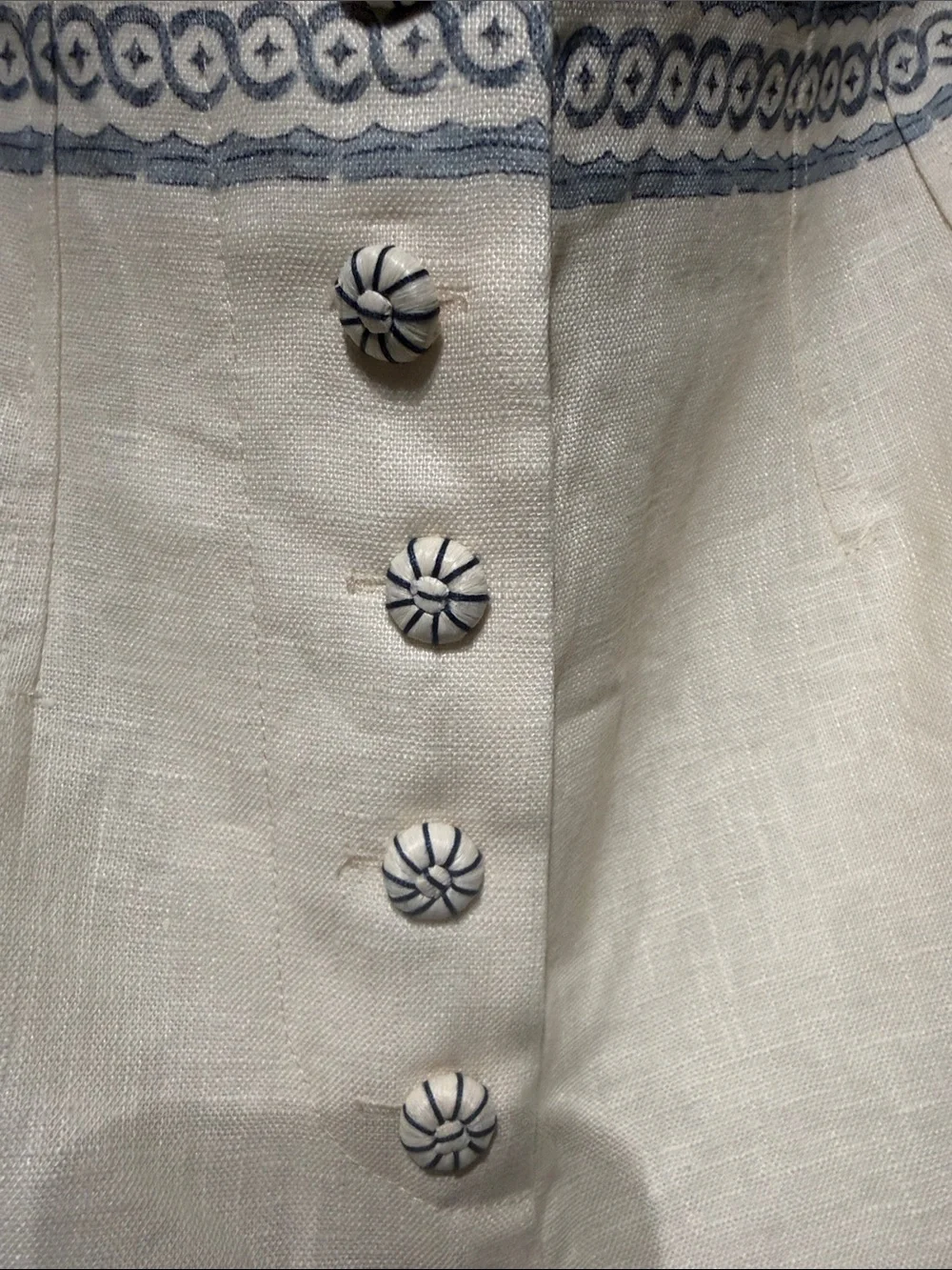 ALÉMAIS

Villa Romantica printed linen Bermuda shorts - Picture 5 of 7